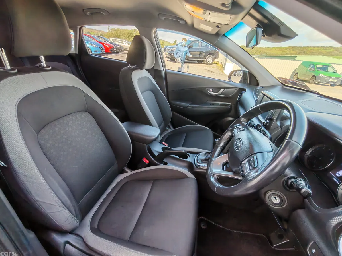 Hyundai KONA MPV, Petrol, 2018, Grey