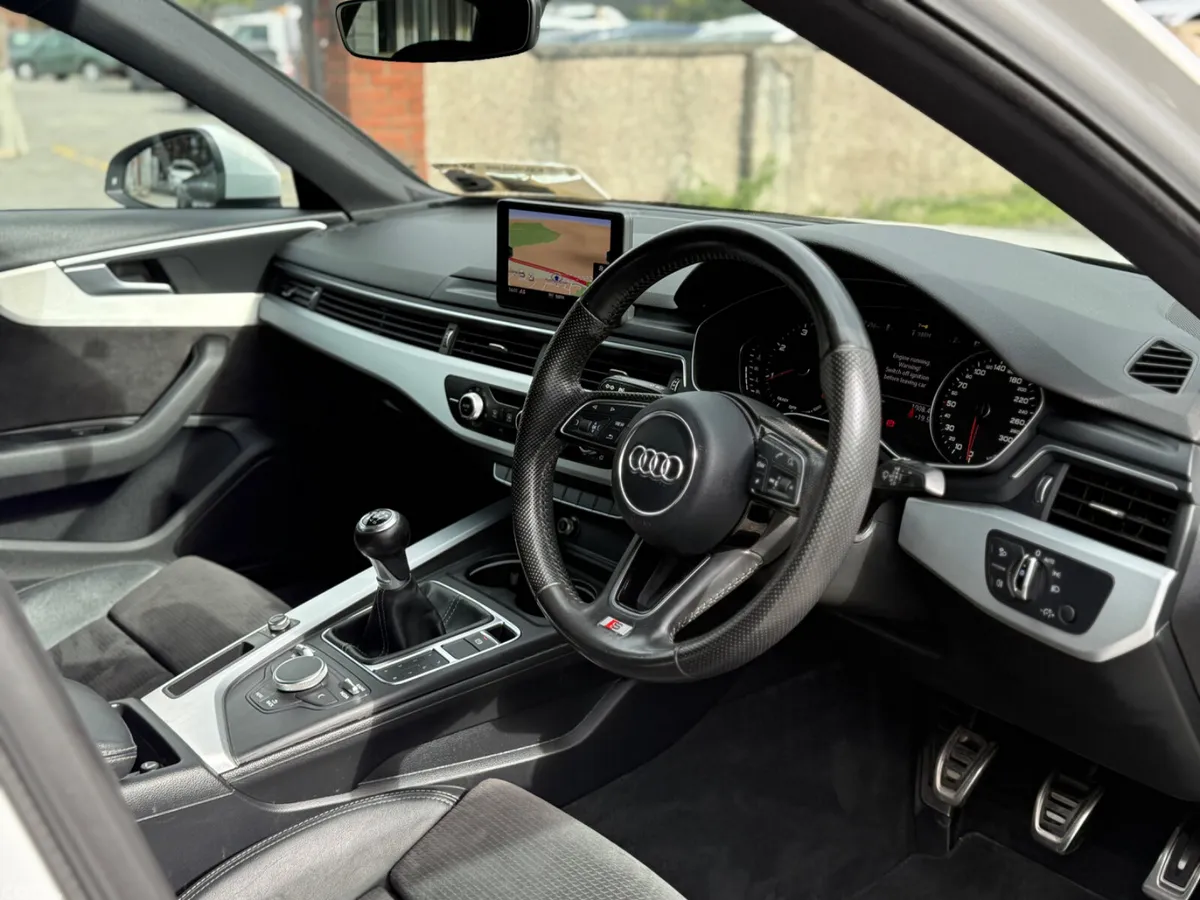 Audi A4 Saloon, Diesel, 2017, White