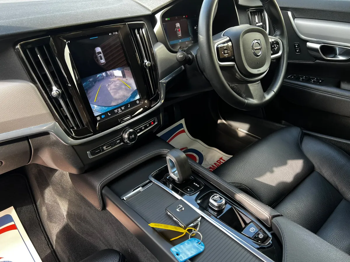 Volvo V90 Estate, Diesel, 2022, Blue