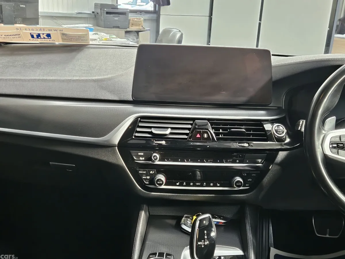 BMW 5-Series Saloon, Petrol Plug-in Hybrid, 2022, Grey
