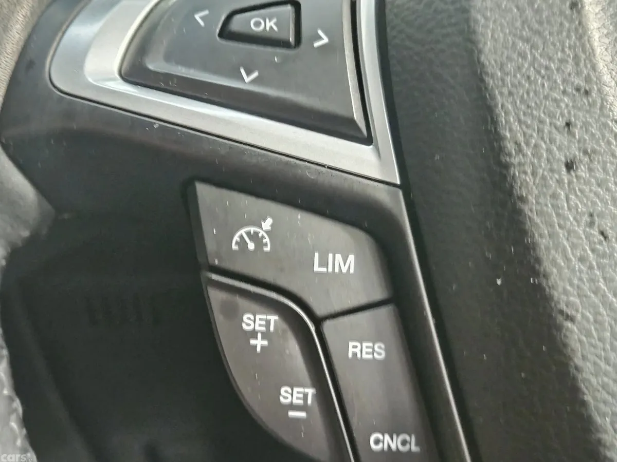 Ford Galaxy MPV, Diesel, 2019, Red