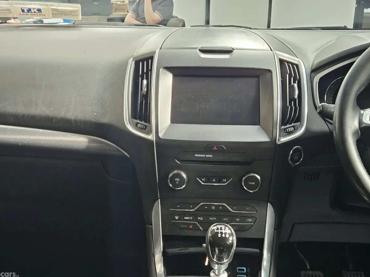 Ford Galaxy MPV, Diesel, 2019, Red