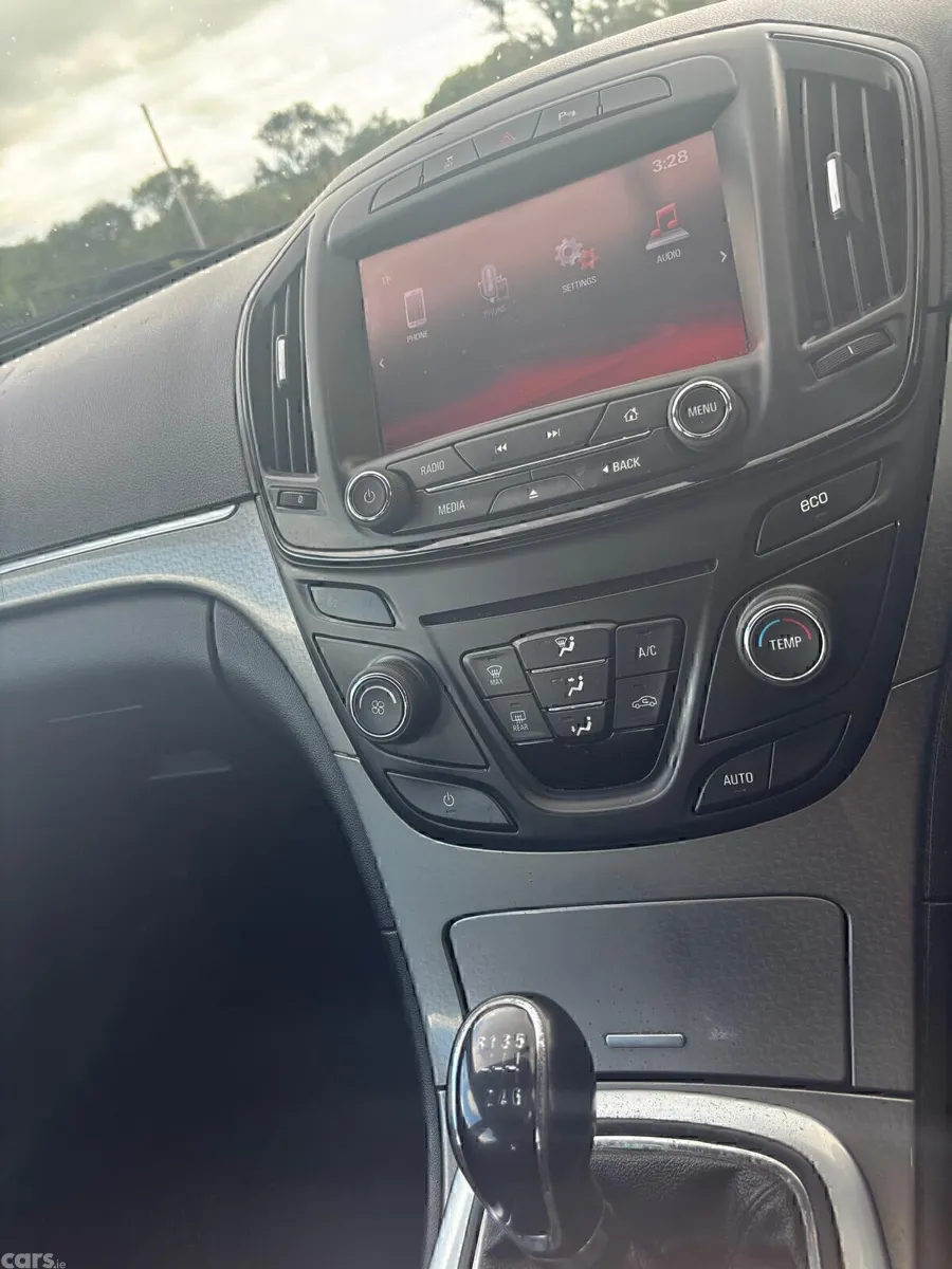 Vauxhall Insignia Hatchback, Diesel, 2014, Grey