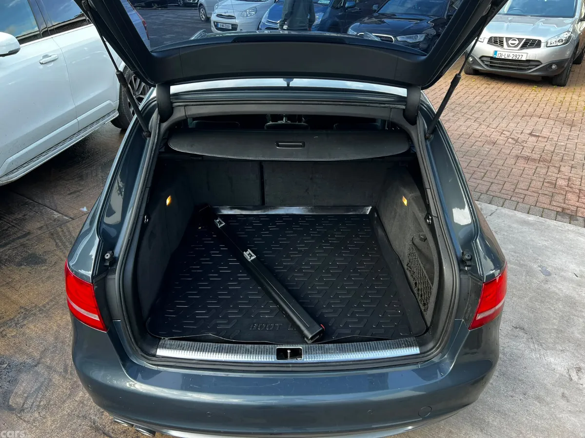 Audi A4 Estate, Diesel, 2009, Grey