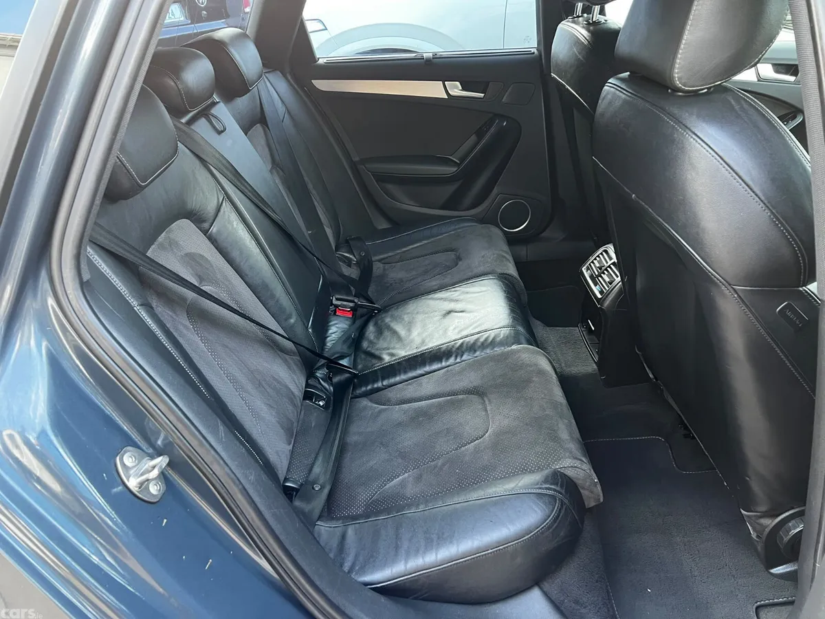 Audi A4 Estate, Diesel, 2009, Grey