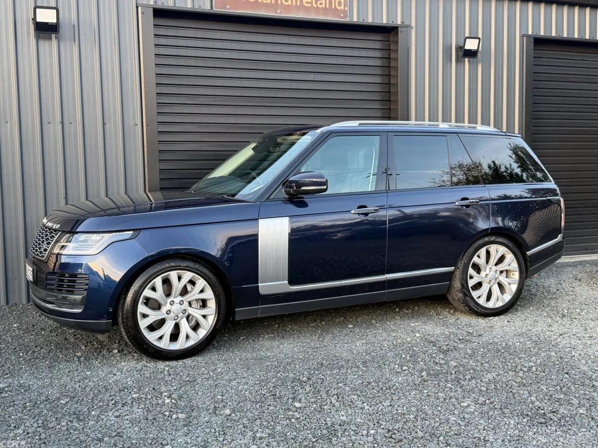 Land Rover Range Rover SUV, Petrol Plug-in Hybrid, 2018, Blue