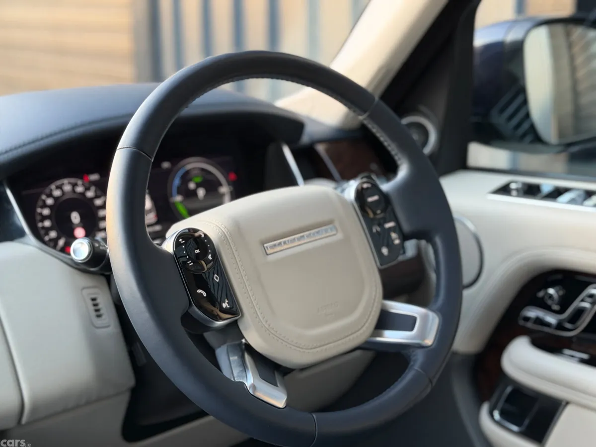 Land Rover Range Rover SUV, Petrol Plug-in Hybrid, 2018, Blue