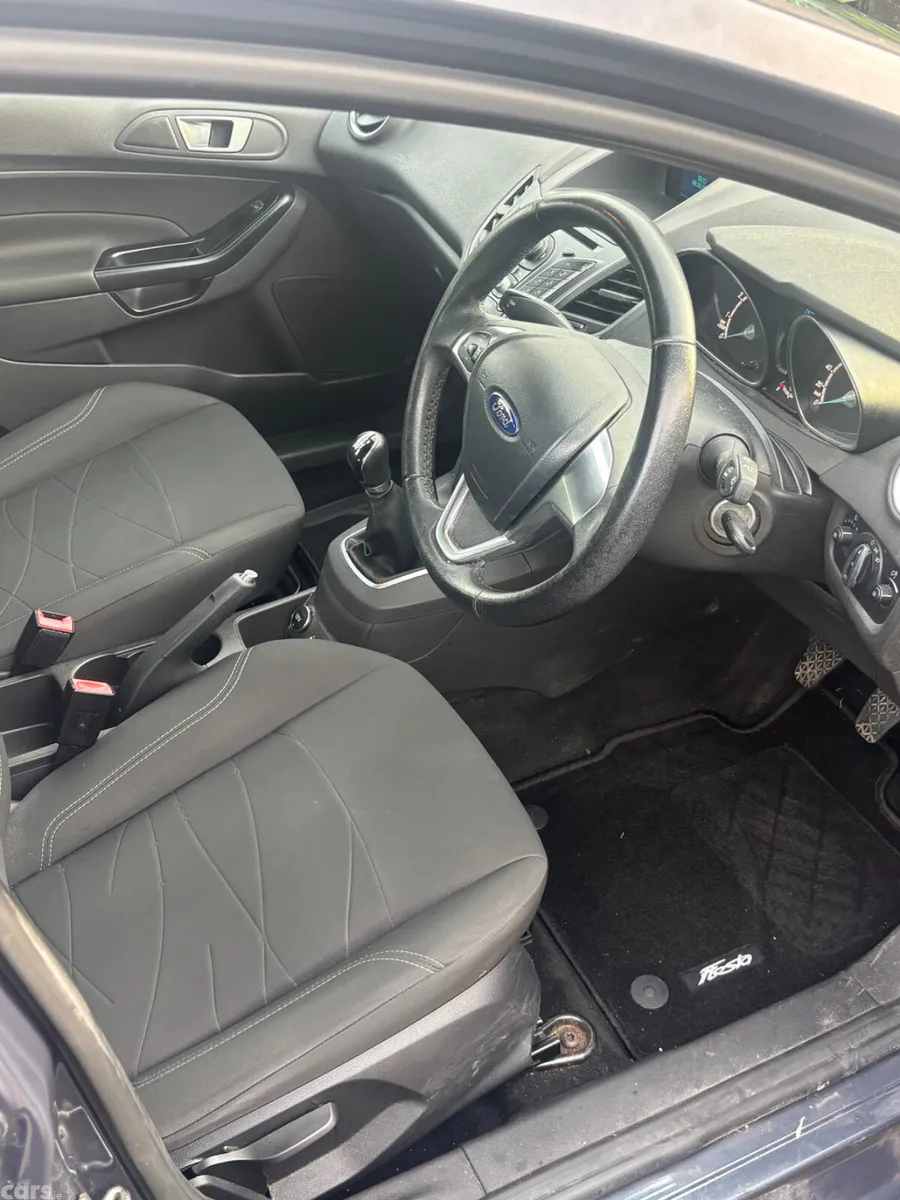 Ford Fiesta Hatchback, Petrol, 2015, Blue