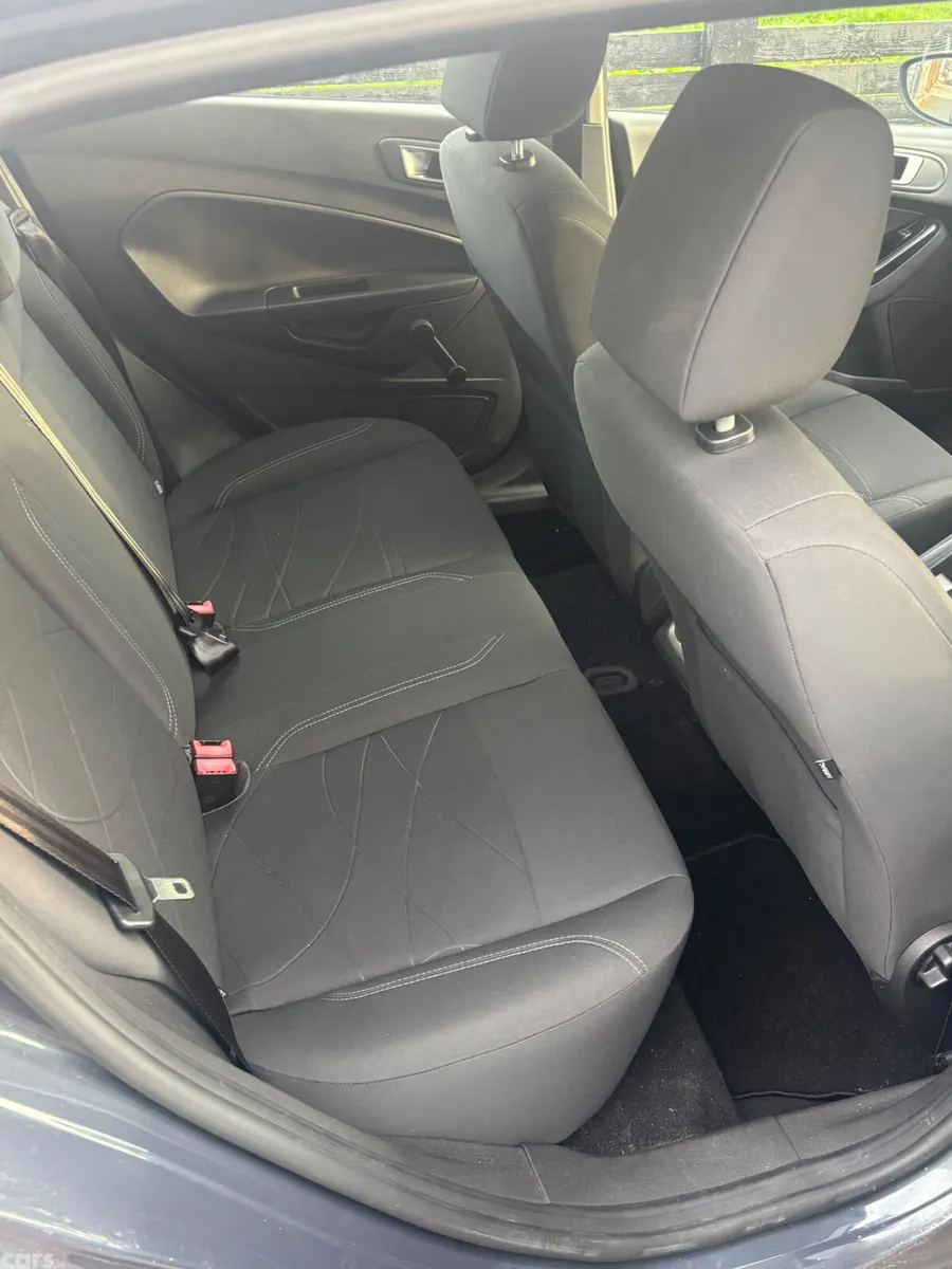 Ford Fiesta Hatchback, Petrol, 2015, Blue