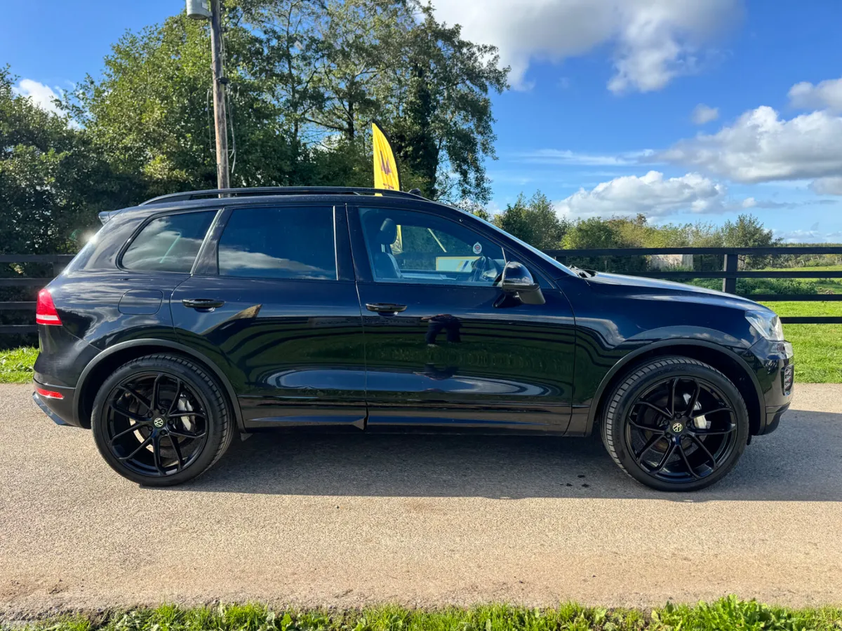 151 Volkswagen Touareg R-Line 2 Seater*****, Raharney