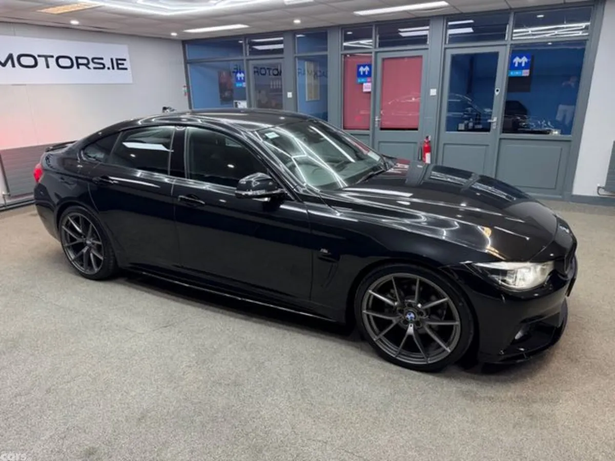 BMW 4-Series Coupe, Petrol, 2019, Black