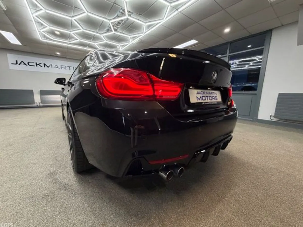 BMW 4-Series Coupe, Petrol, 2019, Black