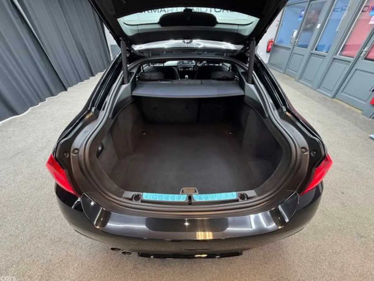 BMW 4-Series Coupe, Petrol, 2019, Black
