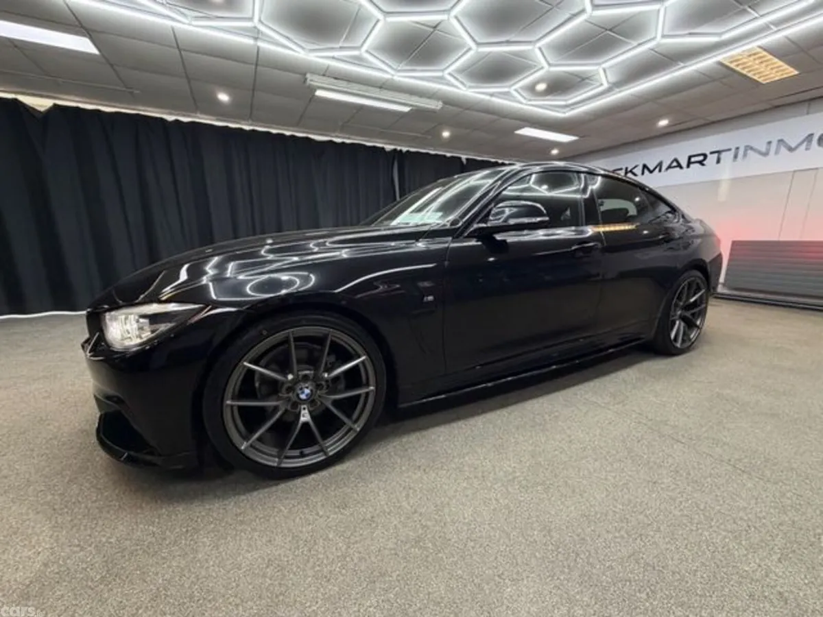 BMW 4-Series Coupe, Petrol, 2019, Black