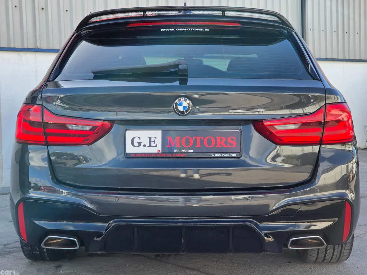 BMW 5-Series Estate, Diesel, 2019, Grey