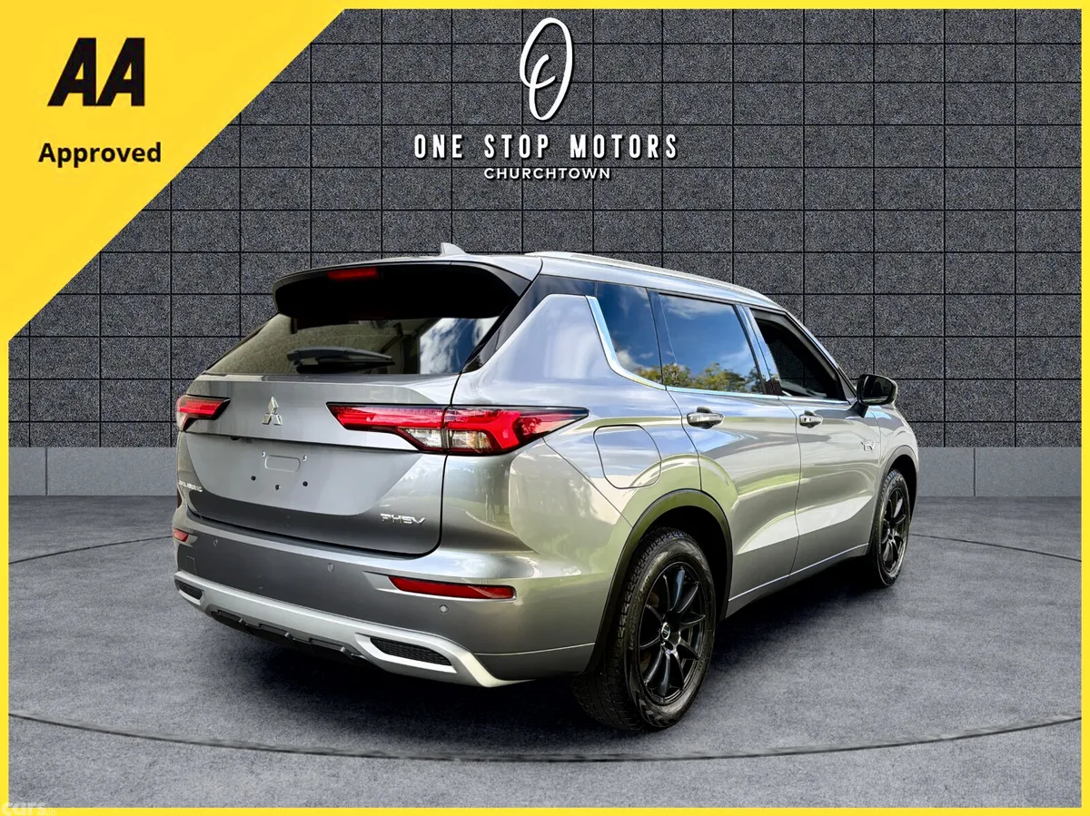 Mitsubishi Outlander SUV, Petrol Plug-in Hybrid, 2023, Grey