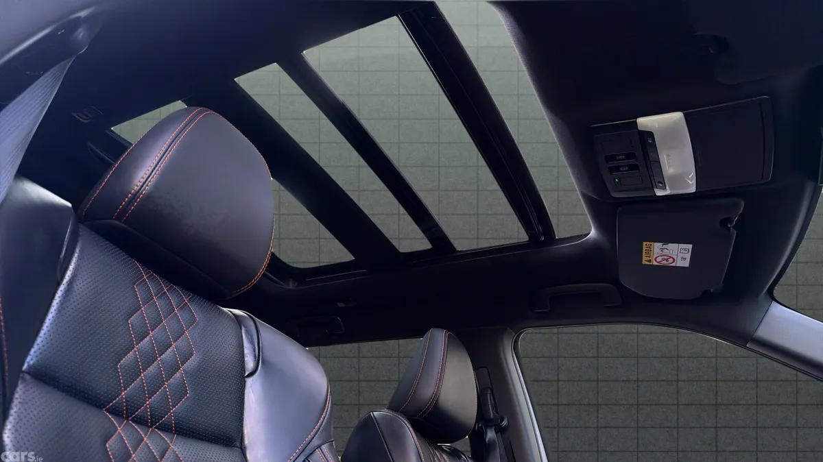 Mitsubishi Outlander SUV, Petrol Plug-in Hybrid, 2023, Grey