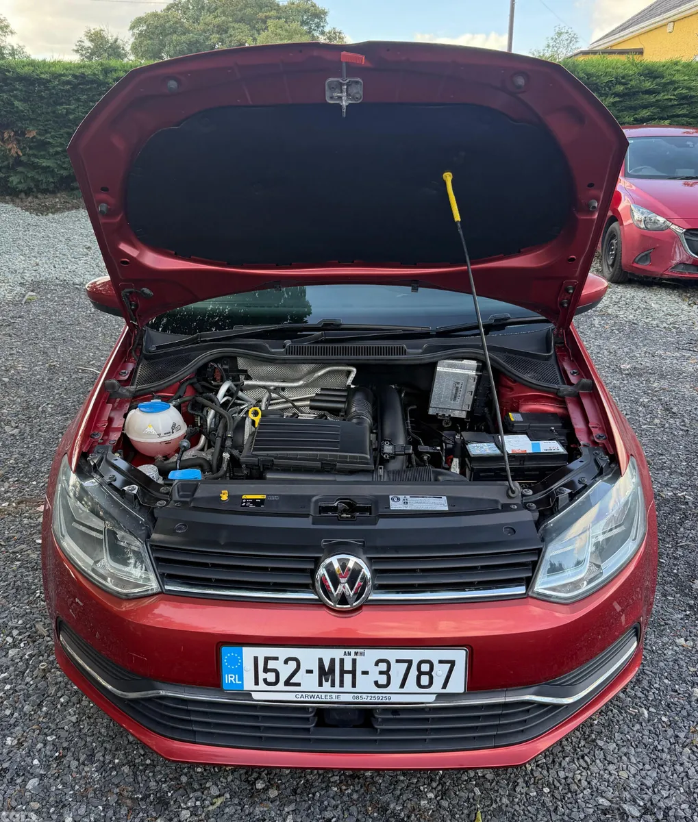 Volkswagen Polo Hatchback, Petrol, 2015, Orange
