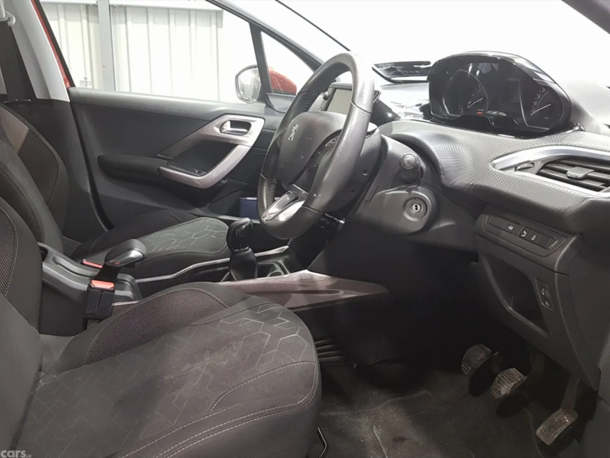 Peugeot 2008 Estate, Diesel, 2016, Red