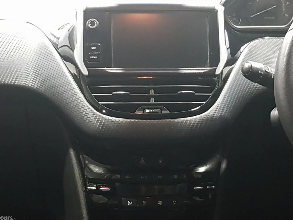 Peugeot 2008 Estate, Diesel, 2016, Red