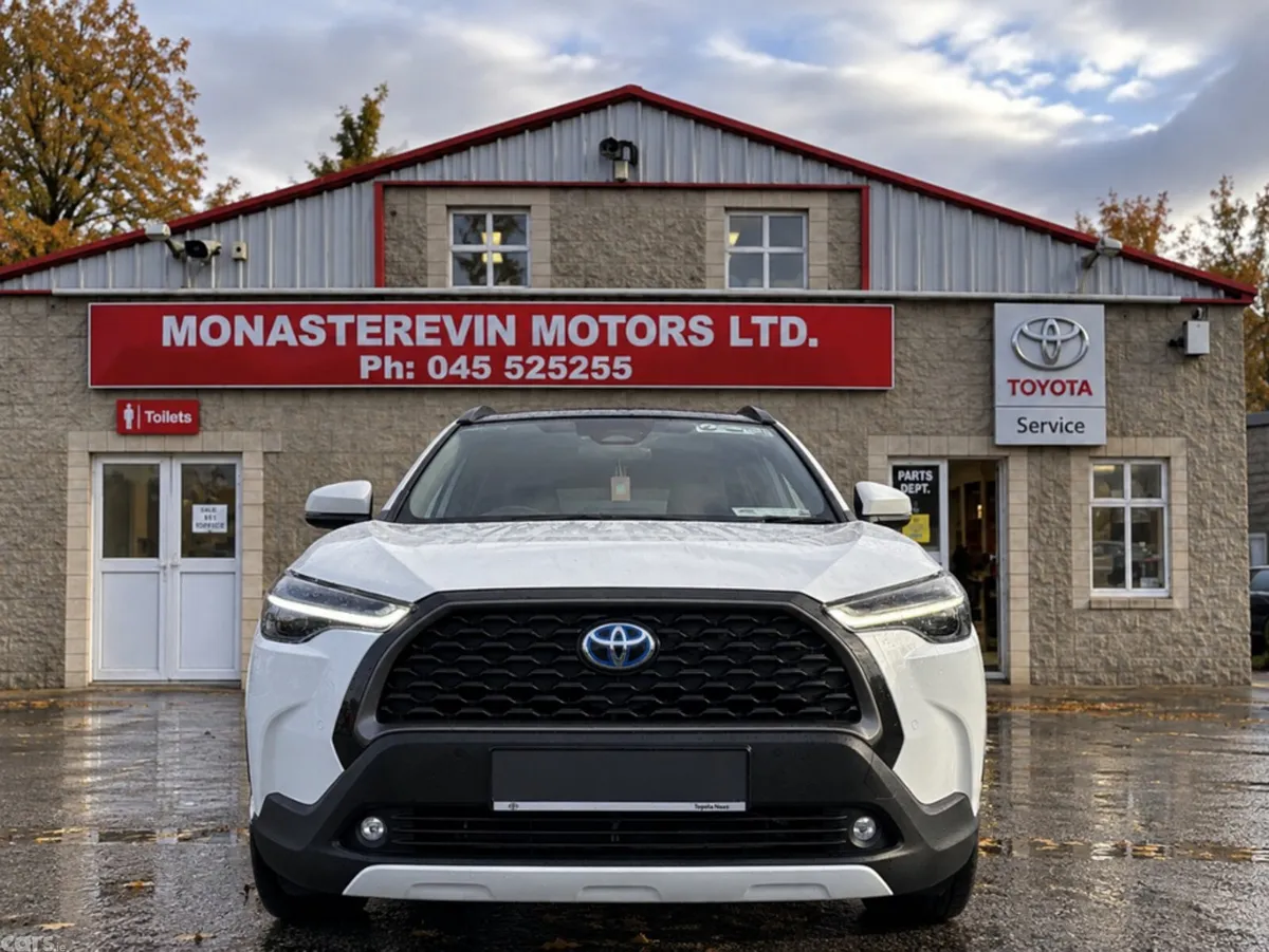 Toyota Corolla Cross SUV, Petrol Hybrid, 2023, White