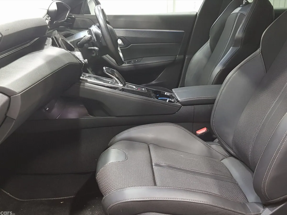 Peugeot 508 Estate, Diesel, 2022, Red