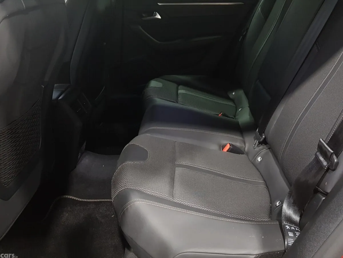 Peugeot 508 Estate, Diesel, 2022, Red