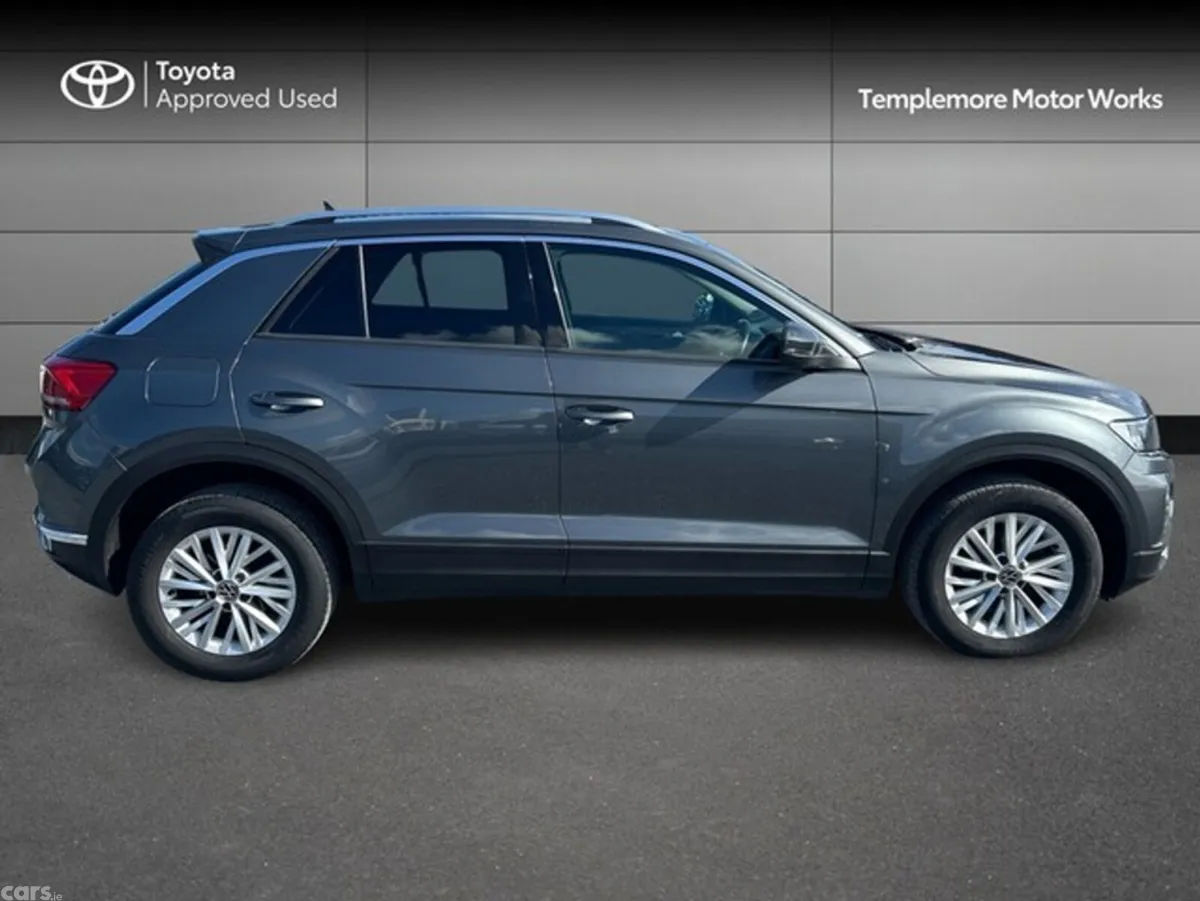 Volkswagen T-Roc Estate, Diesel, 2021, Grey