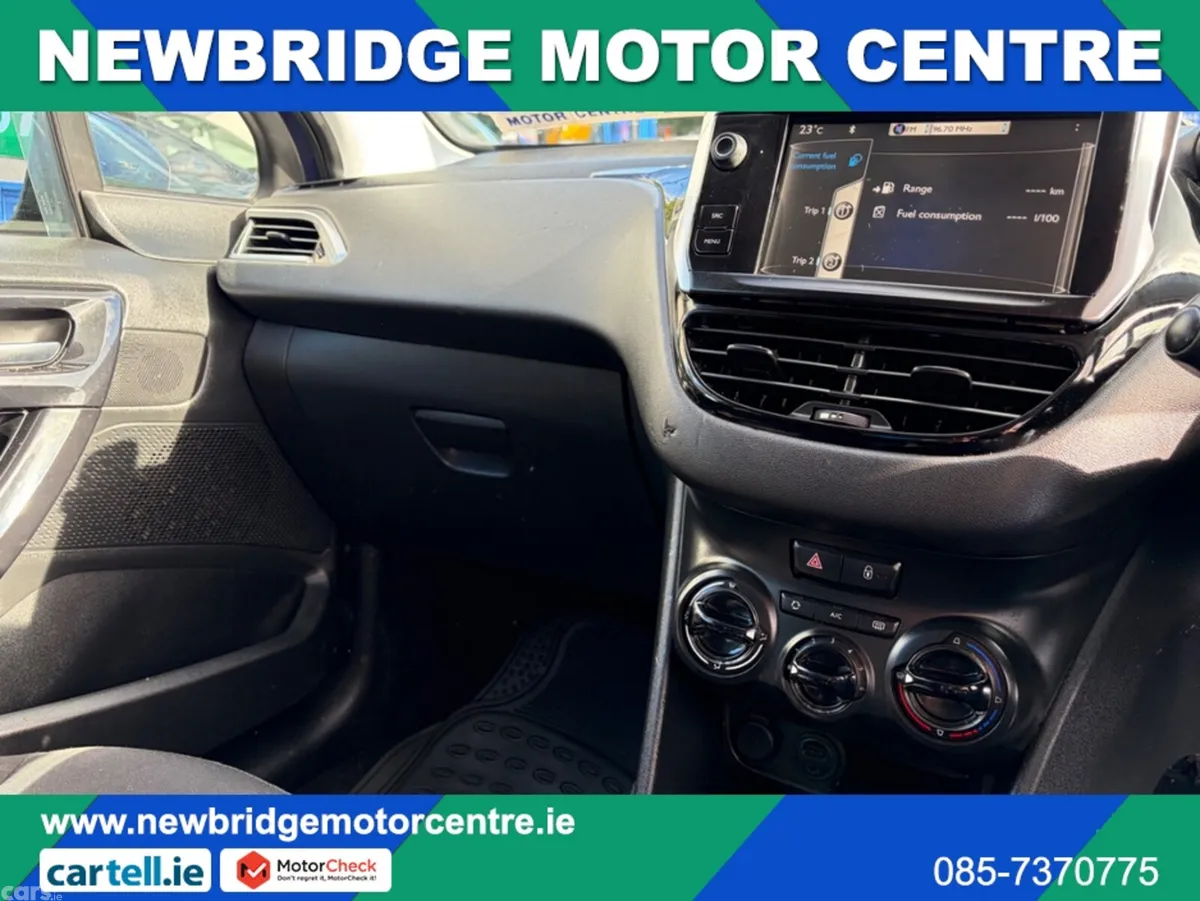Peugeot 208 Hatchback, Diesel, 2014, Blue