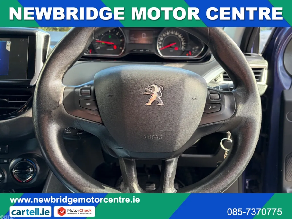 Peugeot 208 Hatchback, Diesel, 2014, Blue