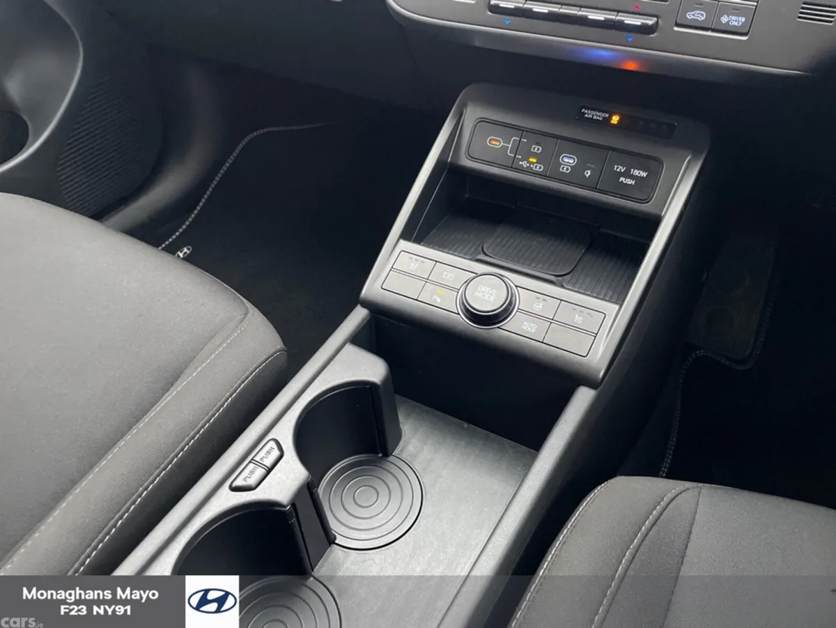 Hyundai KONA MPV, Petrol Hybrid, 2026, White
