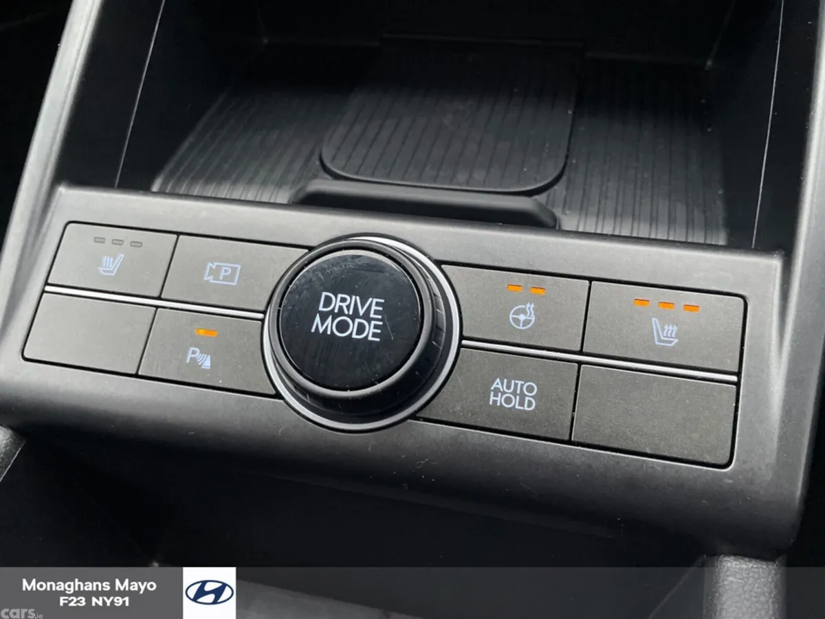 Hyundai KONA MPV, Petrol Hybrid, 2026, White