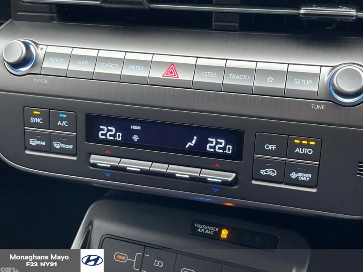 Hyundai KONA MPV, Petrol Hybrid, 2026, White