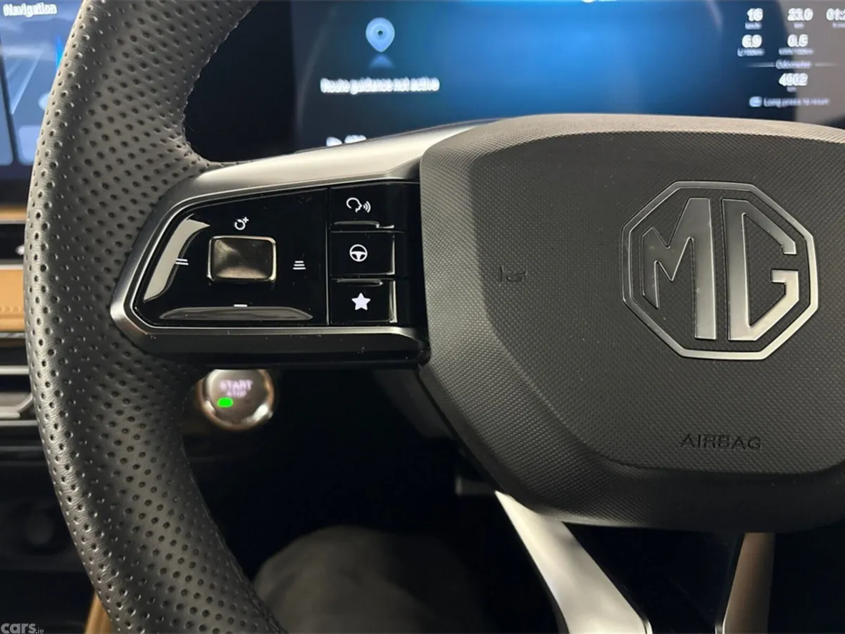 MG HS Hatchback, Petrol Plug-in Hybrid, 2025, Red