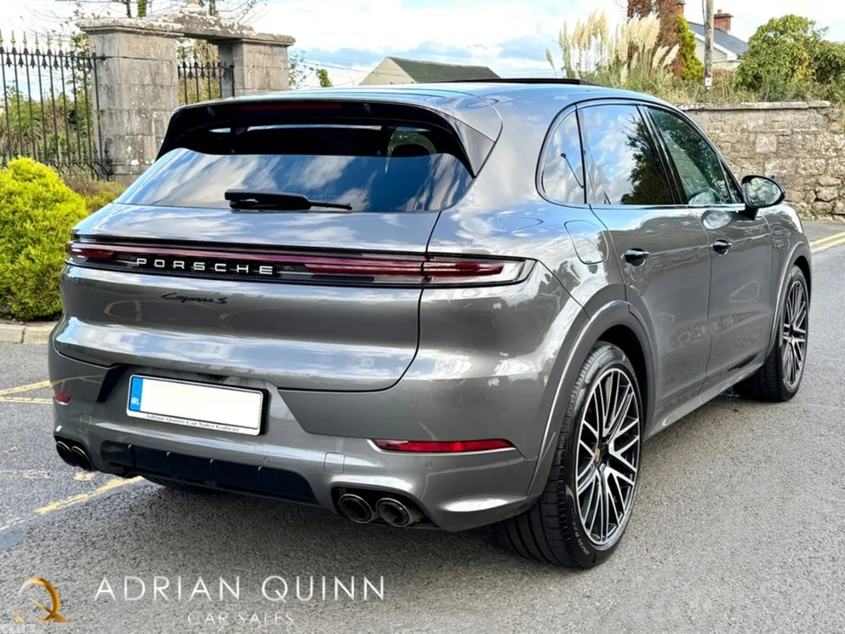 Porsche Cayenne SUV, Petrol Plug-in Hybrid, 2024, Grey