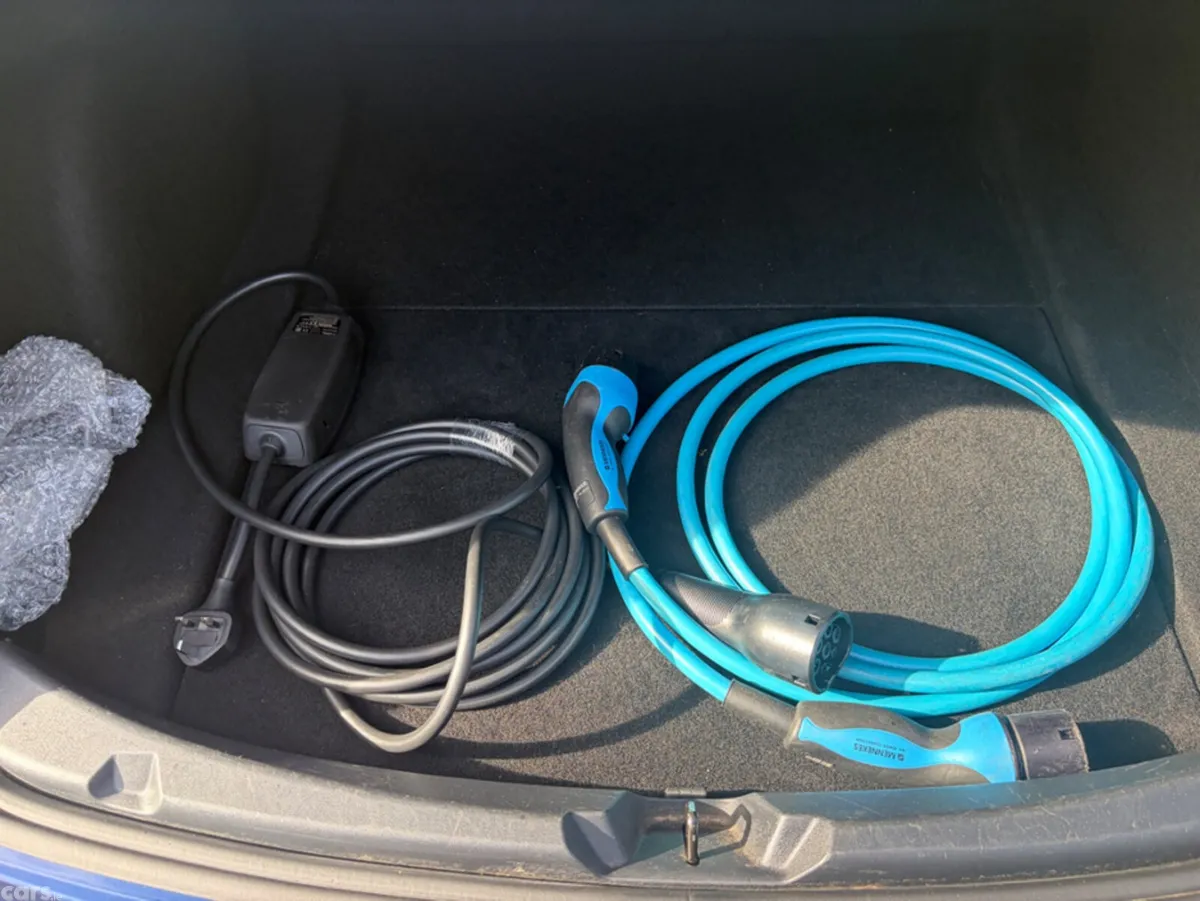 Tesla Model 3 Saloon, Electric, 2021, Blue
