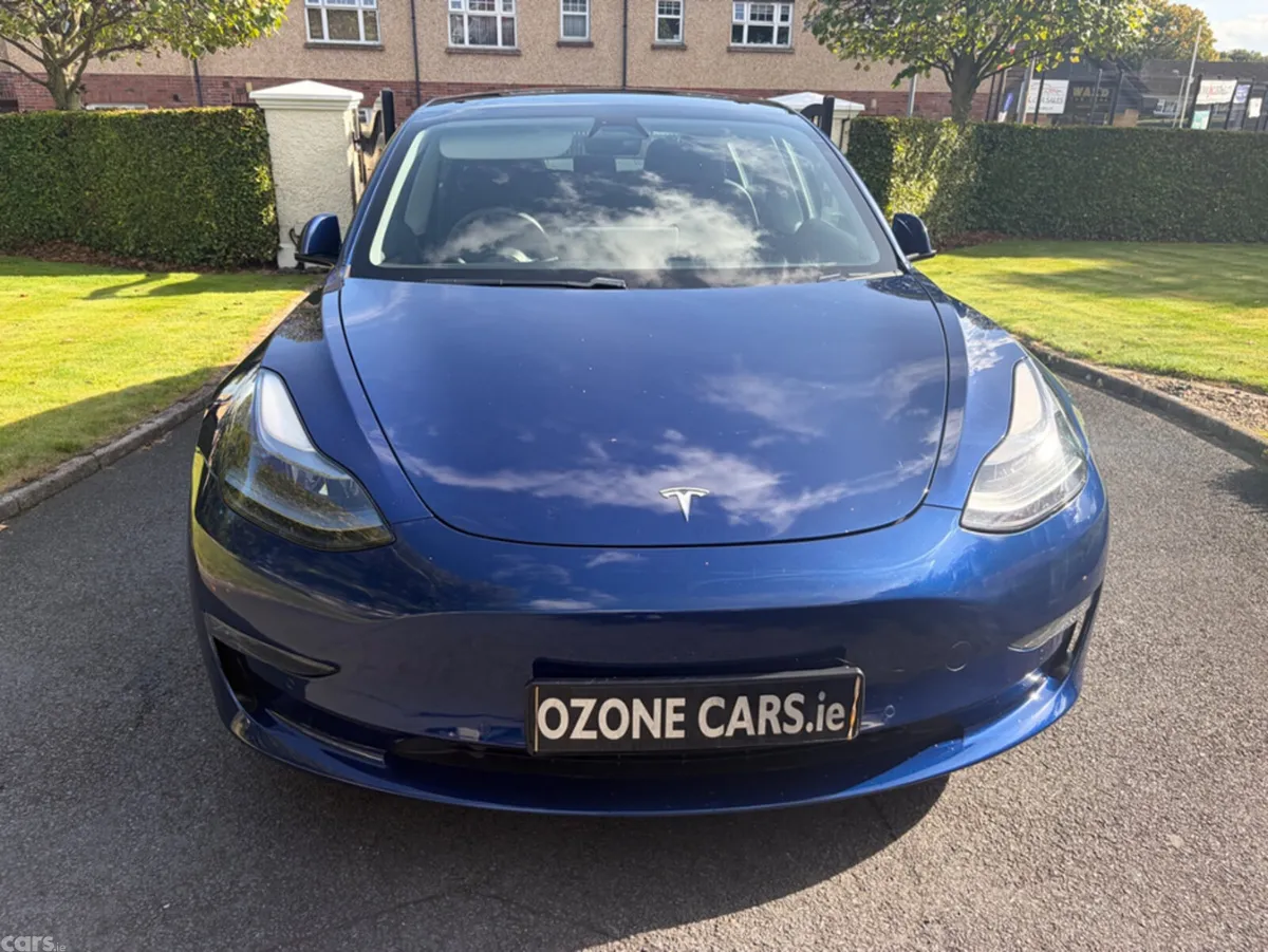 Tesla Model 3 Saloon, Electric, 2021, Blue