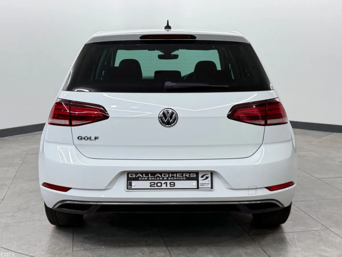 Volkswagen Golf Hatchback, Petrol, 2019, White