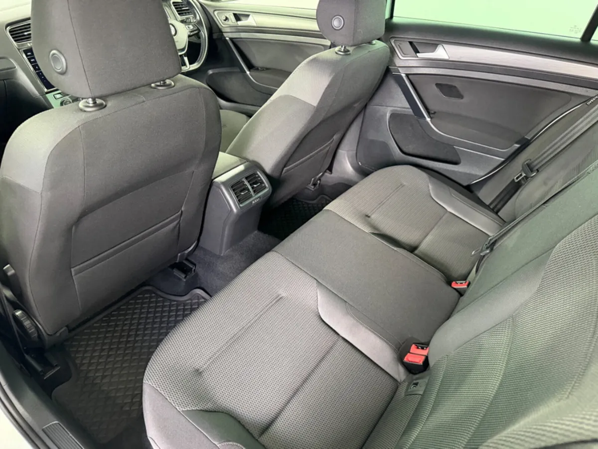 Volkswagen Golf Hatchback, Petrol, 2019, White
