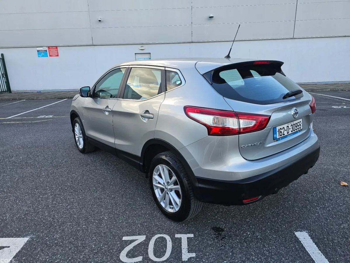 Nissan Qashqai Hatchback, Petrol, 2016, Silver