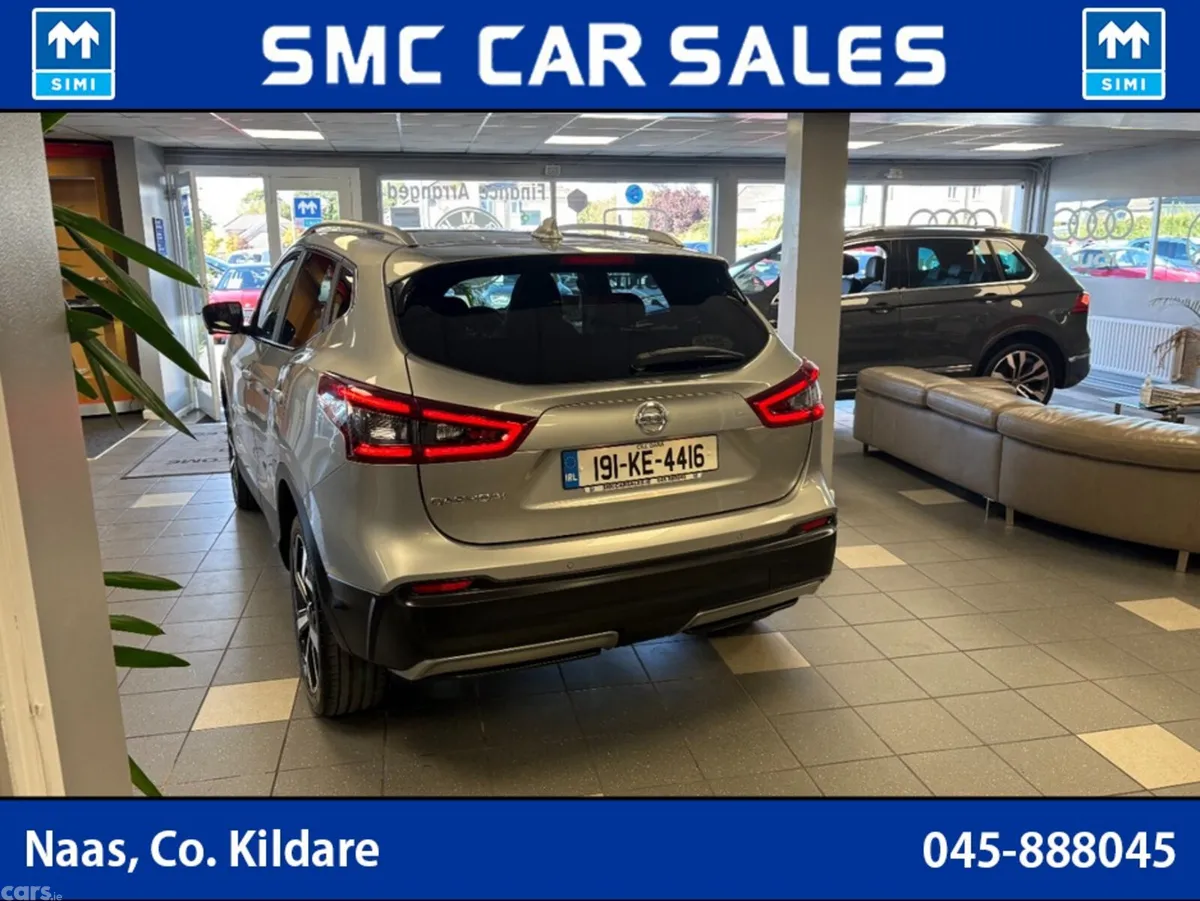 Nissan Qashqai MPV, Diesel, 2019, Silver