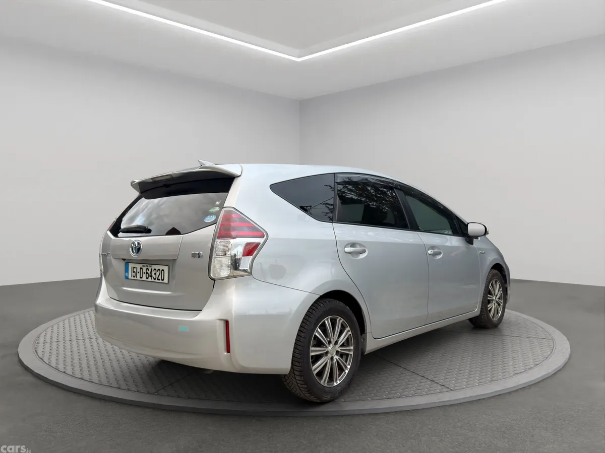 Toyota Prius MPV, Petrol Hybrid, 2015, Silver