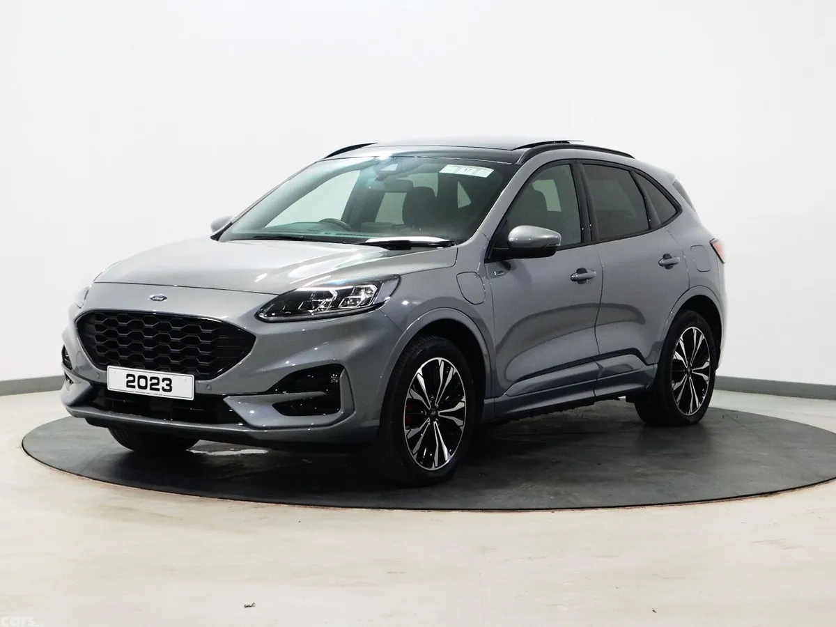 Ford Kuga SUV, Petrol Hybrid, 2023, Silver