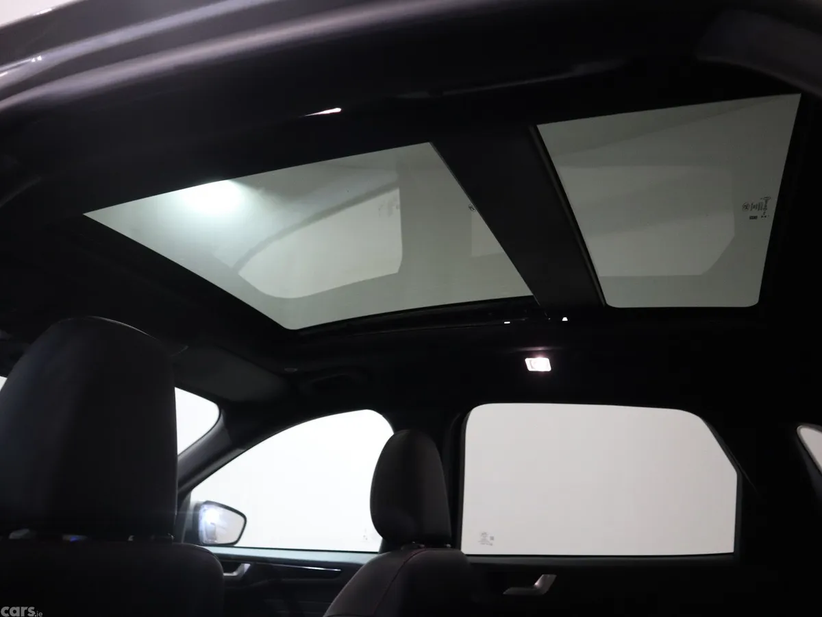 Ford Kuga SUV, Petrol Hybrid, 2023, Silver