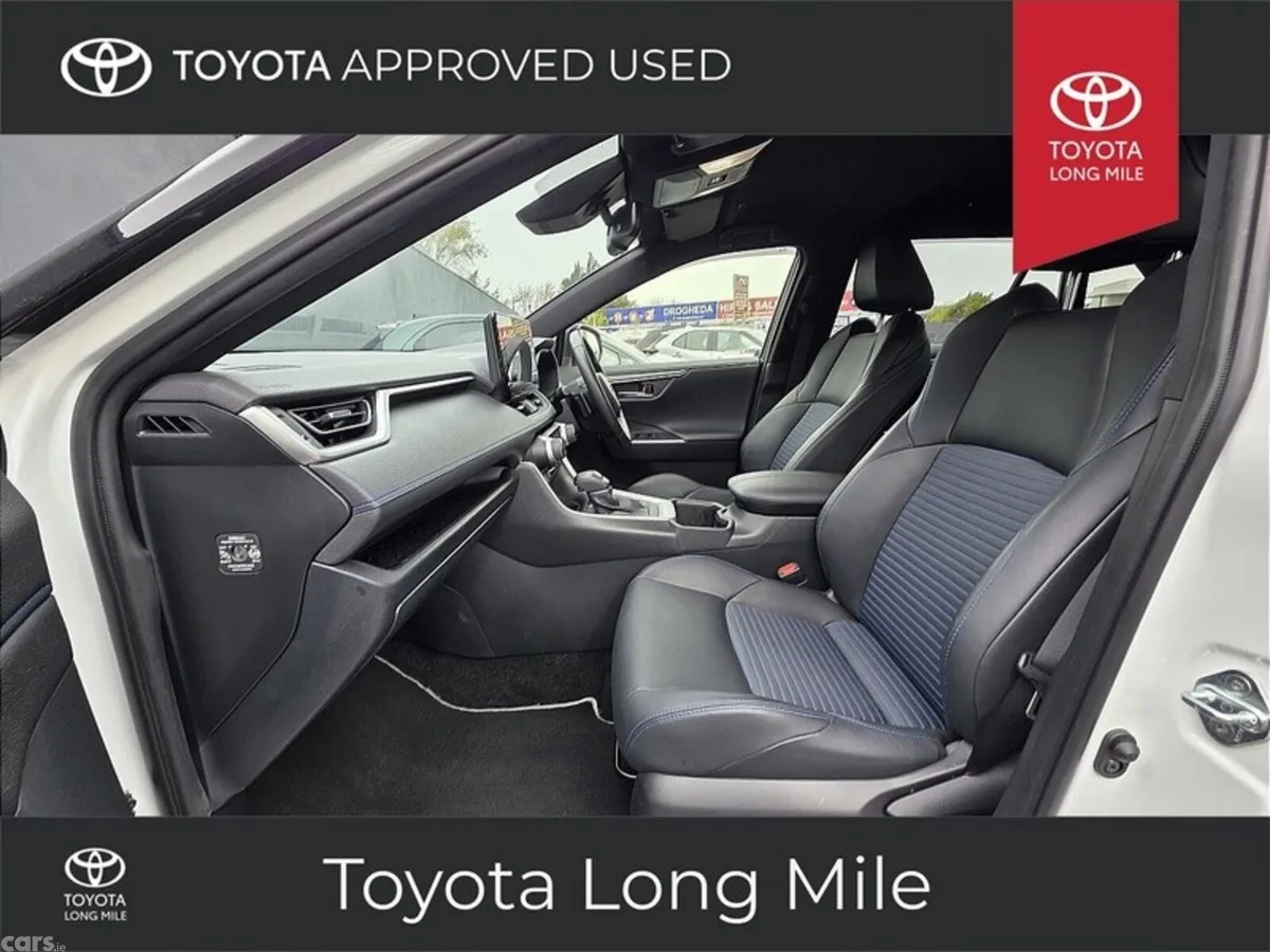 Toyota RAV4 SUV, Petrol Hybrid, 2024, White