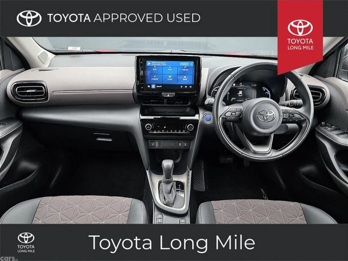 Toyota Yaris Cross SUV, Petrol Hybrid, 2024, Red