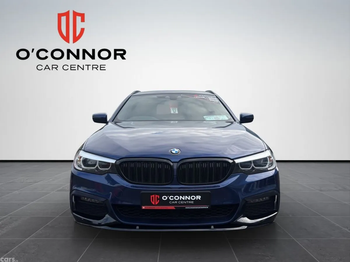 BMW 5-Series Estate, Diesel, 2019, Blue