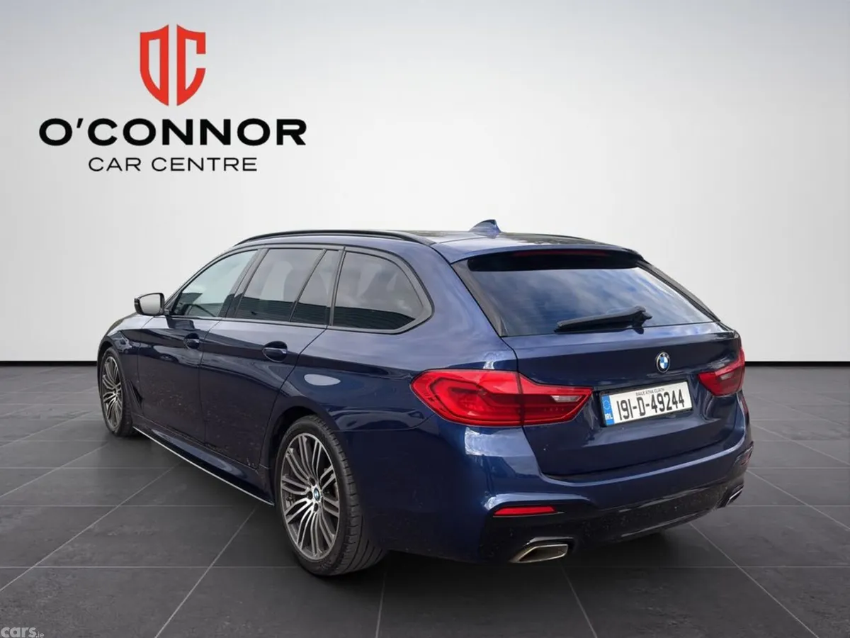 BMW 5-Series Estate, Diesel, 2019, Blue