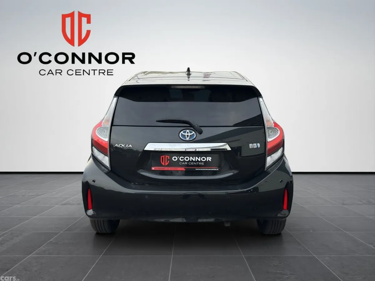 Toyota Aqua Hatchback, Petrol Hybrid, 2019, Black