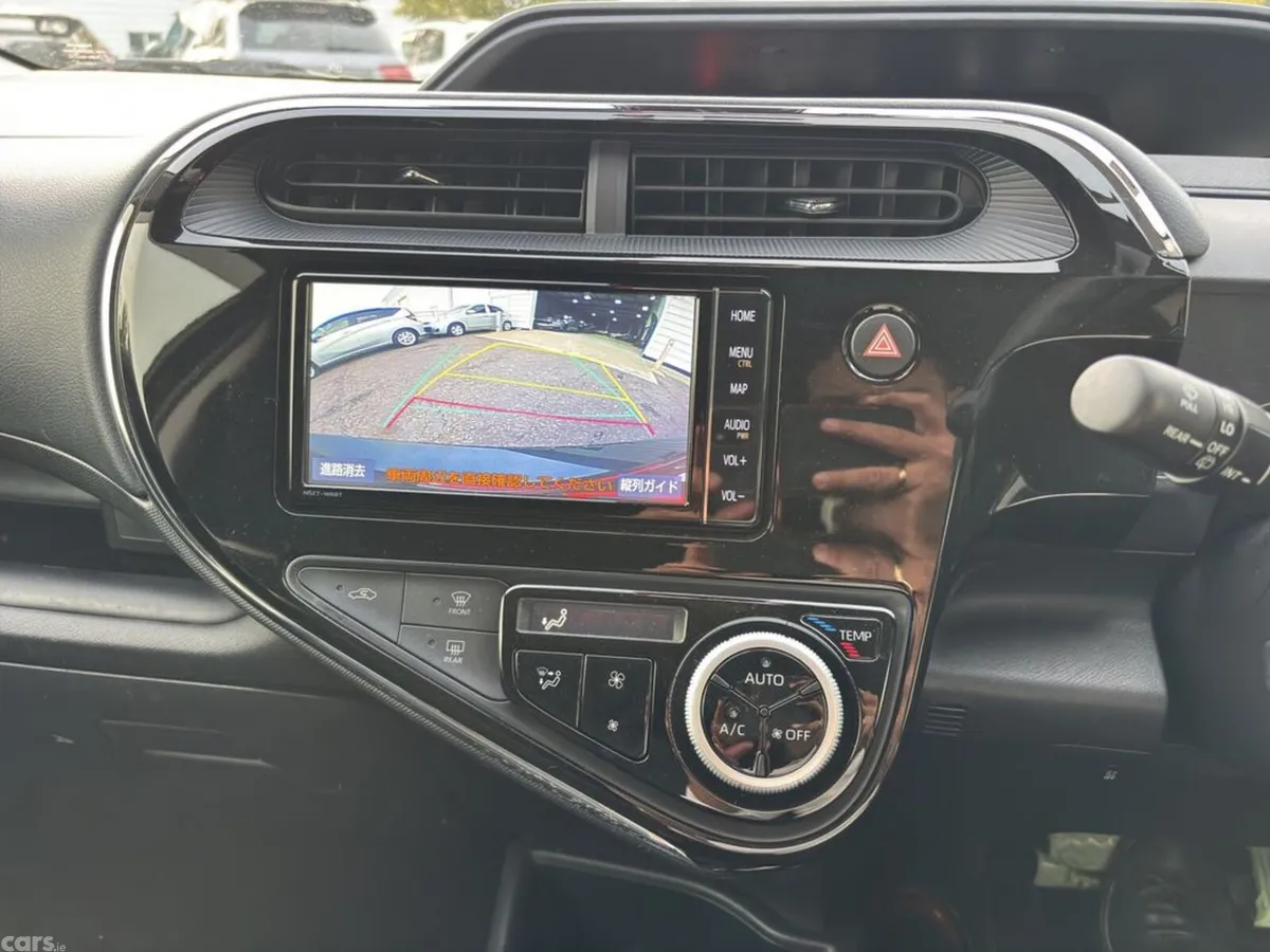 Toyota Aqua Hatchback, Petrol Hybrid, 2019, Black